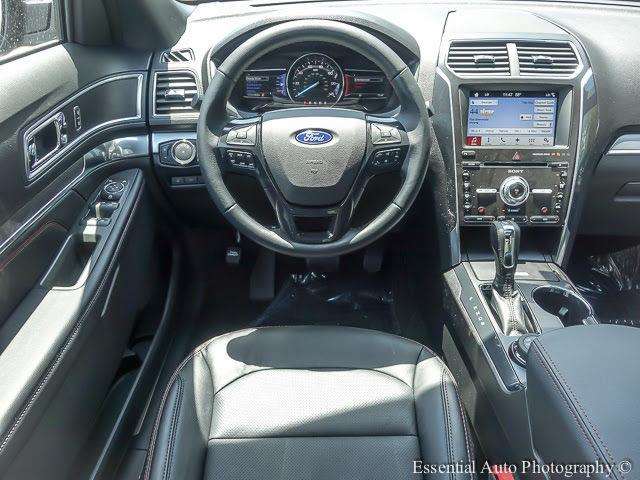 Ford Explorer 2017 photo 14